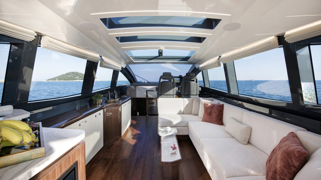 Lazzara Yachts