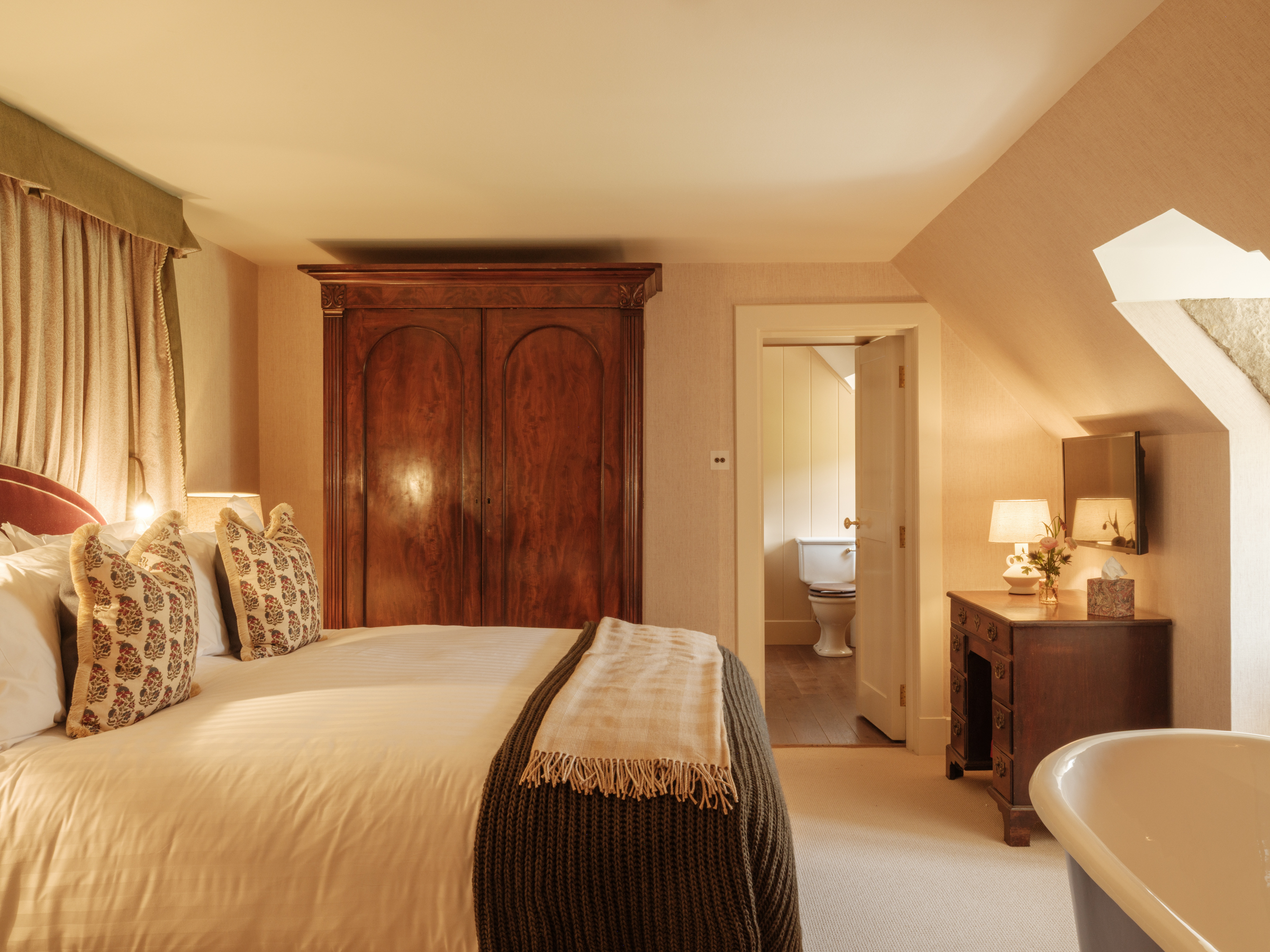 Annabelle Holland Design