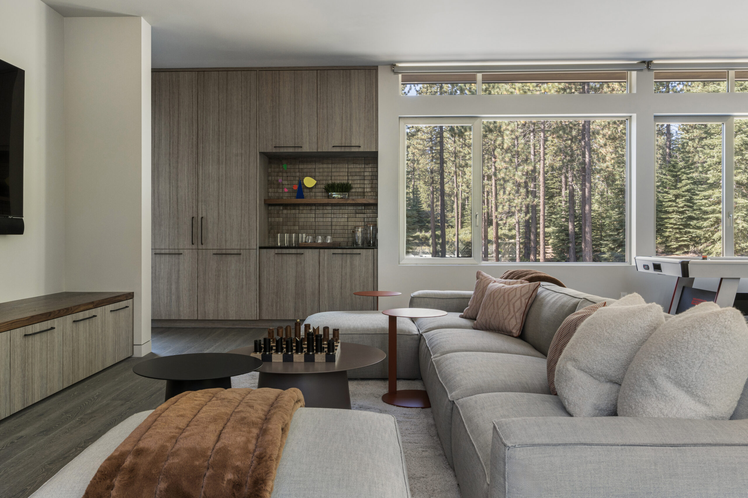 Vivian Soliemani Design