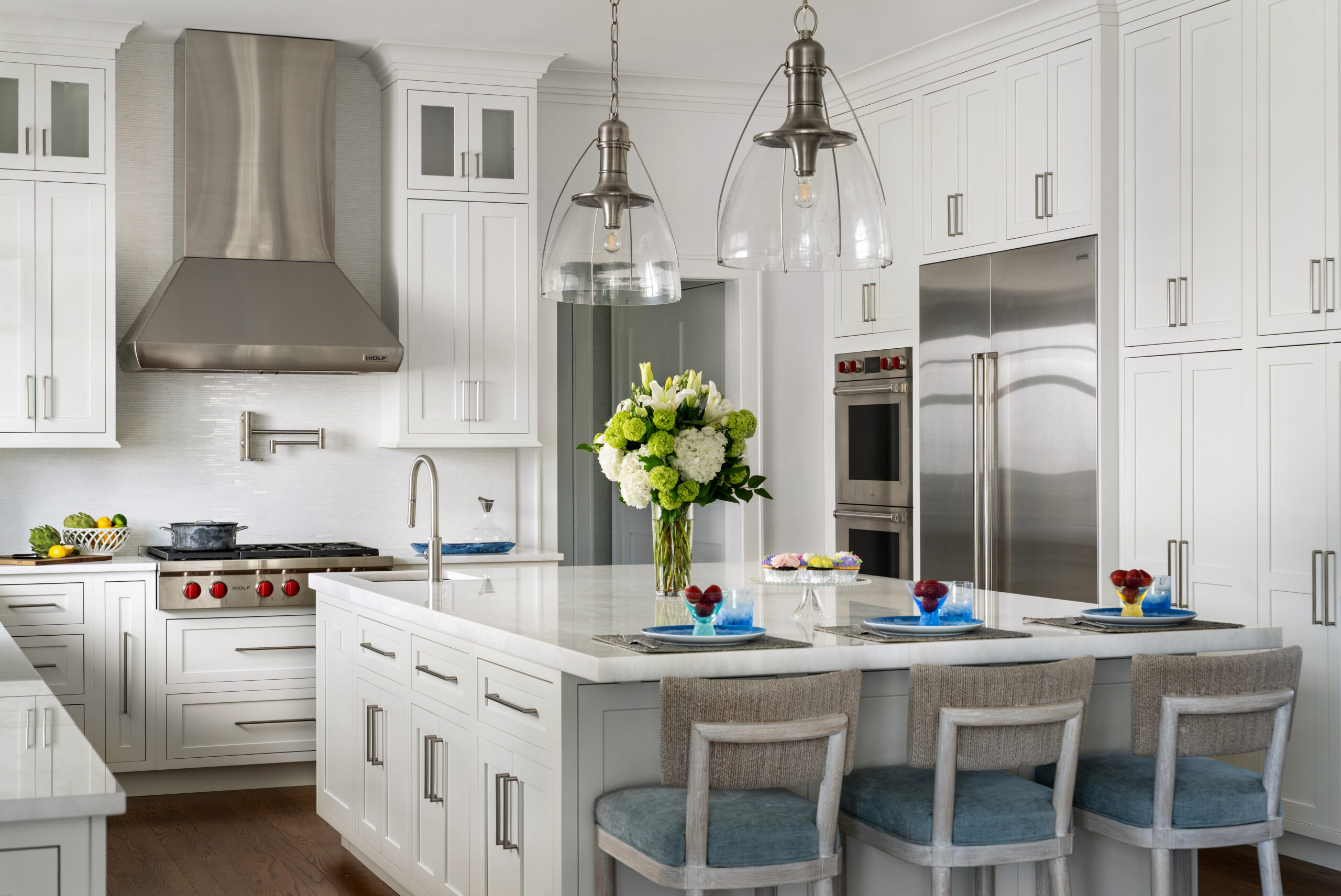 Living Space - Canada LOLA TUCKER INTERIORS Hamptons Family Home 2